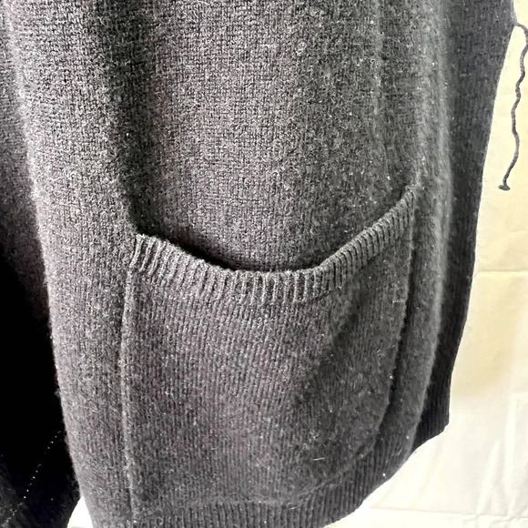 BCBGMaxazria NWT‎ 100% Lambswool Black Two Pocket Tunic Small - Picture 9 of 13